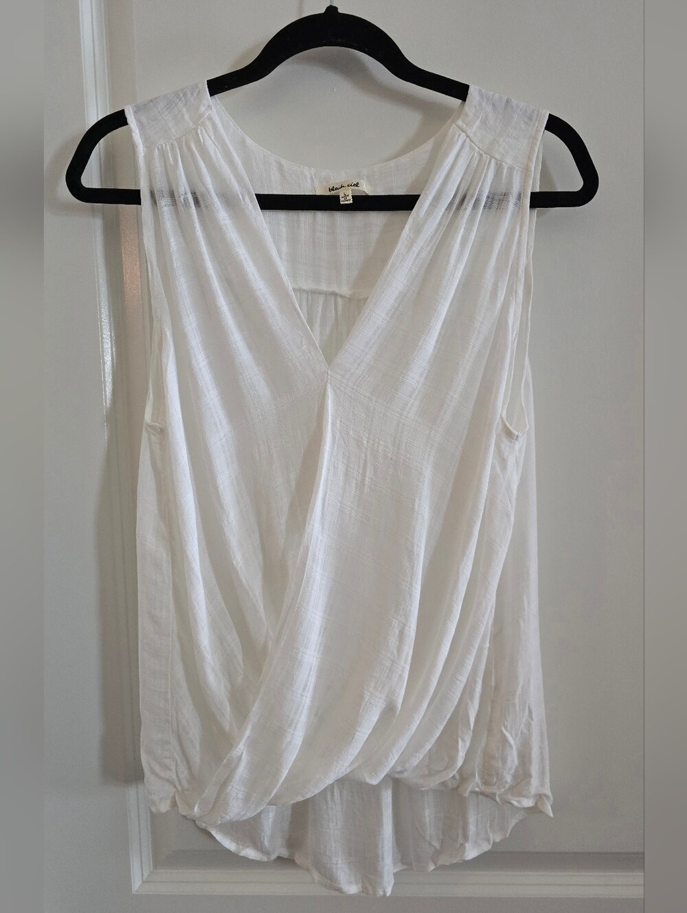 bleuh ciel White Draped Sleeveless V-Neck Sheer Camisole